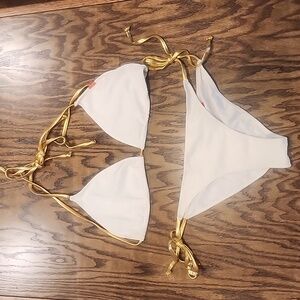 Doll swimwear bikini set off white and gold